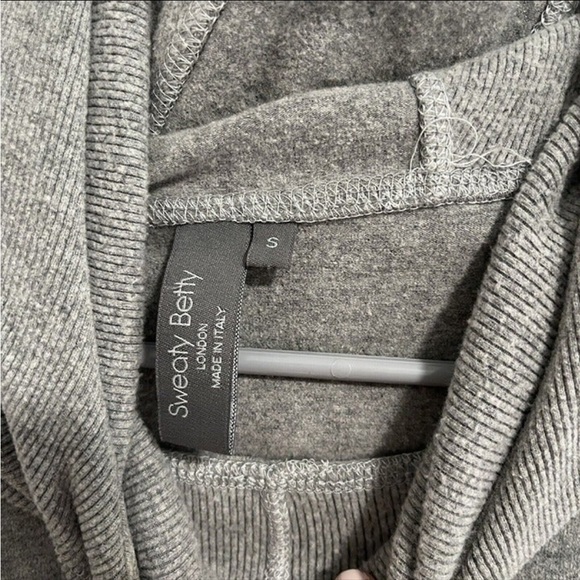 ❤️ Sweaty Betty Cropped Pullover Hoodie Size Small NWOT - Picture 7 of 11